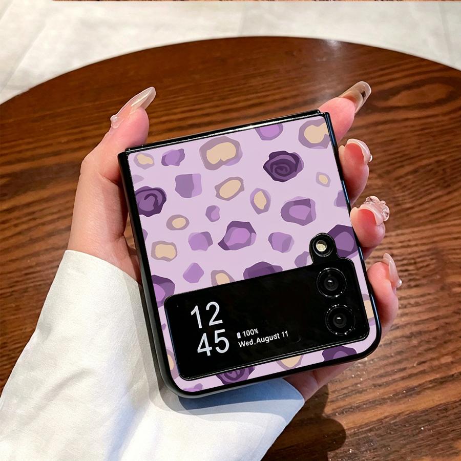 Phone Cases Z Fold 5 - غطاء هاتف مخطط بتصميم نمر لسامسونج
