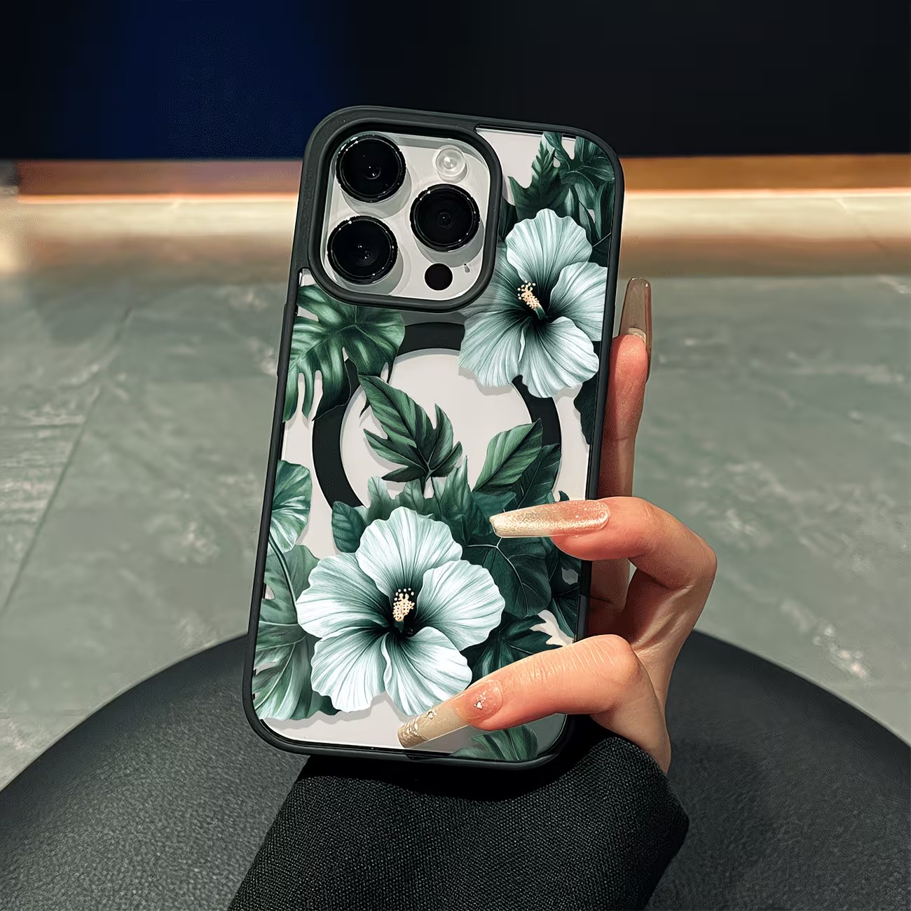 Phone Cases Mous - غطاء هاتف شفاف بتصميم زهور خضراء